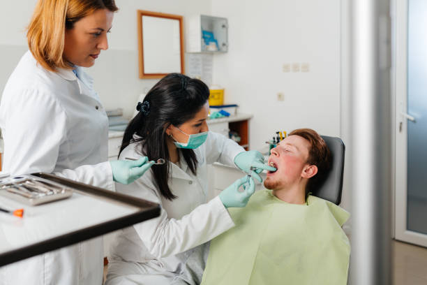 Best Emergency Cosmetic Dentistry (e.g., broken veneers) in Newtown, PA
